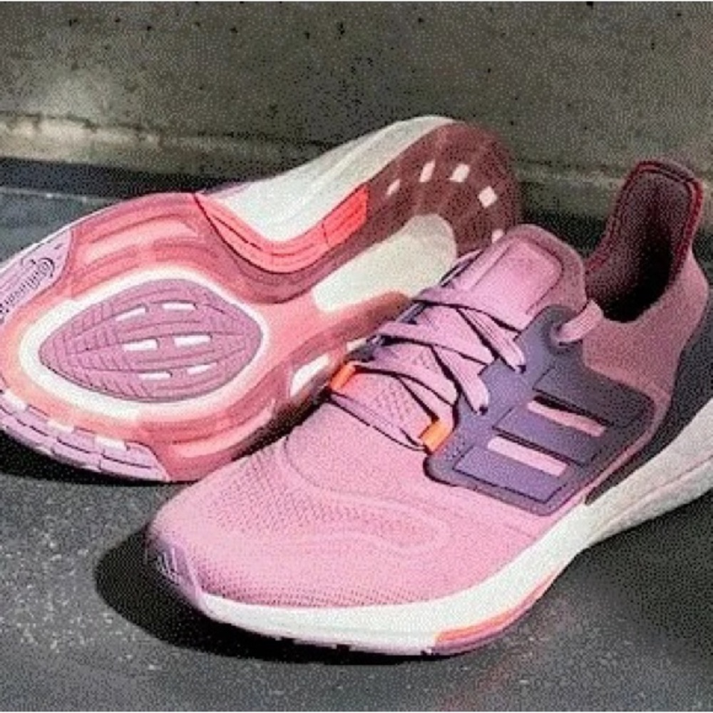 Mauve Ultraboost 22